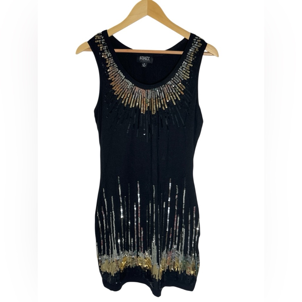 Adrianna Papell Black and Gold Sequin Sleeveless Formal Dress